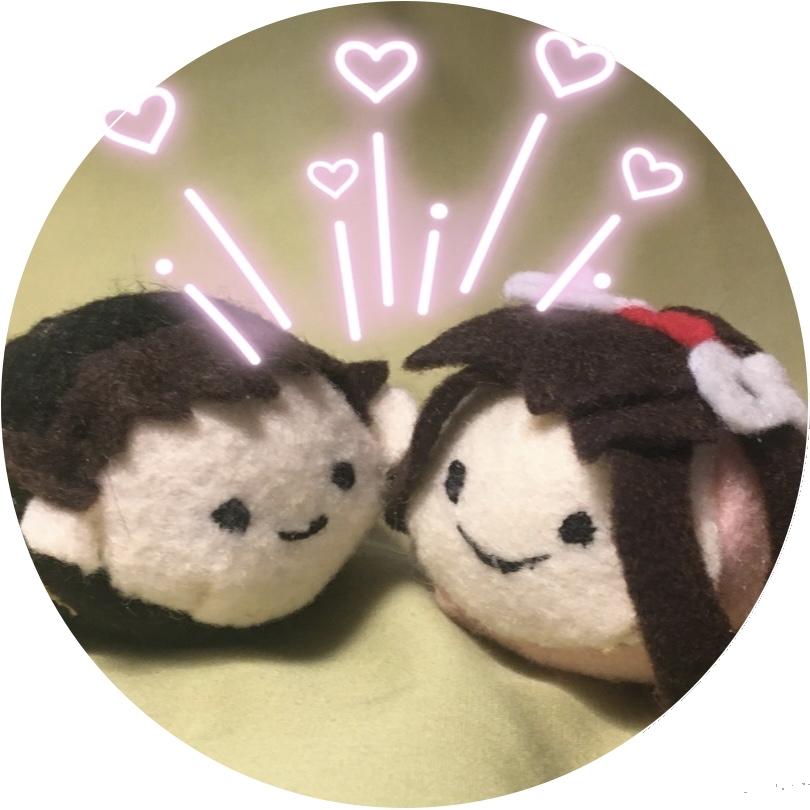 [A pair of cute little bean plushies of Susato and Ryuunosuke, with hearts between them.]